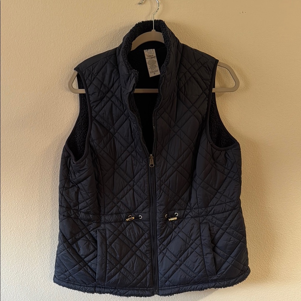 Women's Navy Quilted Vest